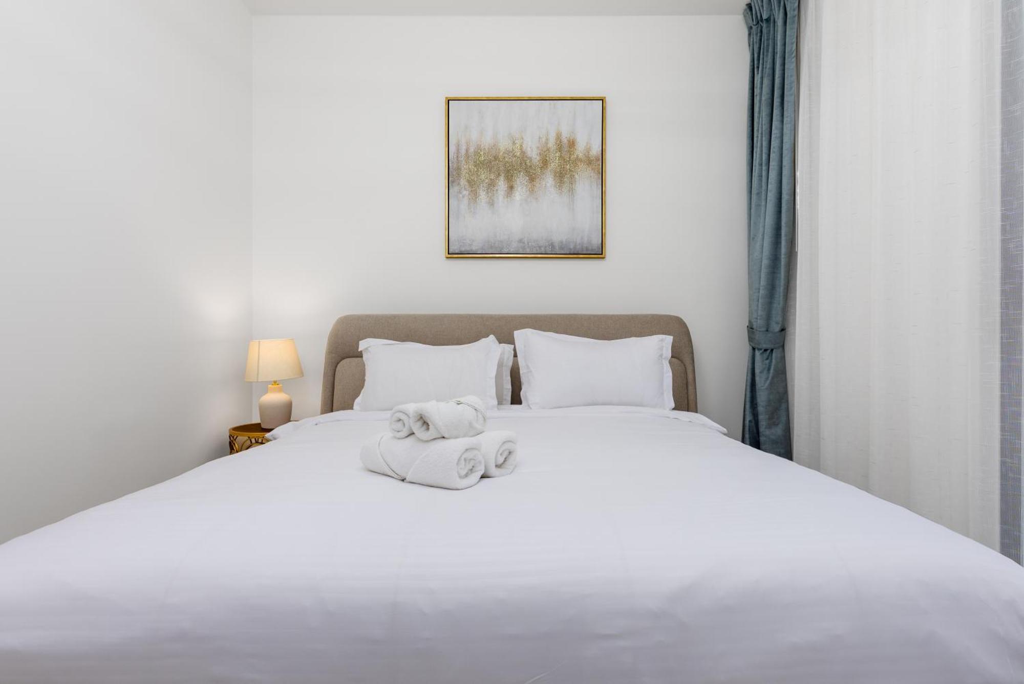 Waves Homes - Burj Crown Tower Appartement Dubai